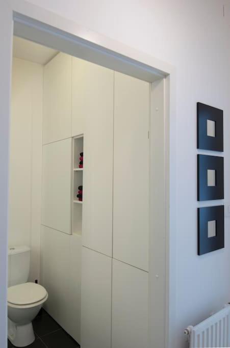 The Cute, Sunny Apartment In The Center +P Ljubljana Bagian luar foto
