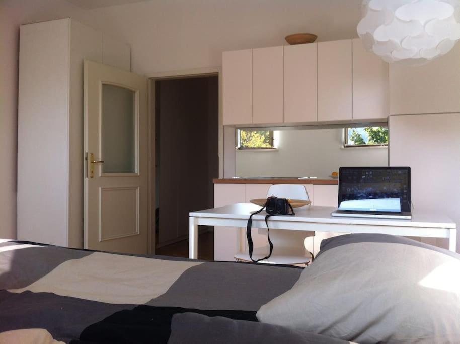 The Cute, Sunny Apartment In The Center +P Ljubljana Bagian luar foto